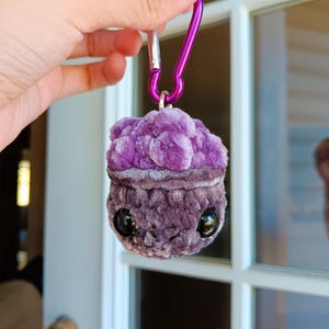 Witch&#39;s Cauldron Keychain