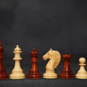 Staunton Schachfiguren | King&#39;s Bridle gewichtete Luxus-Schachfiguren in Budrosewood und Boxwood -4,5 &quot;König / Erntedank Geschenk/Weihnachtsgeschenk