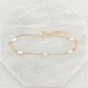 Freshwater Pearl Bracelet, 14k Gold Filled, Sterling Silver, Dainty Gemstone Bracelet, Handmade Jewelry, Chain Bracelet, Bridal Jewelry