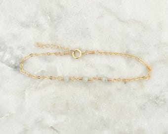 Pulsera de eslabones de aguamarina, pulsera chapada en oro de 14 k, pulsera con piedra natal de marzo, pulsera de piedras preciosas delicadas, joyería con piedras preciosas