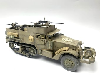 1/24 REVELL GONIO 1011 ARMOURED PERSONNEL CARRIER M3 HALF TRACK MIB