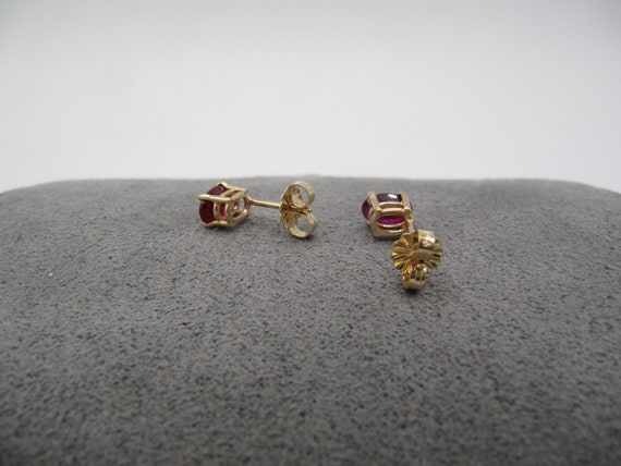 14K Yellow Gold 585 Oval Red Spinel Stud Earrings - image 9