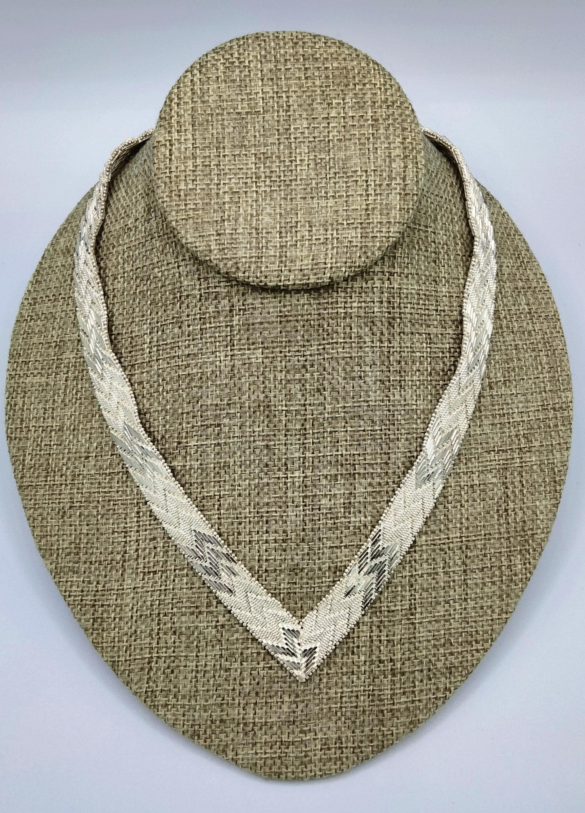 LAVER 925 TAXCO インディアンジュエリー vintage Buy Vintage Taxco Mexico Sterling Silver 925 Chevron Riccio Chain