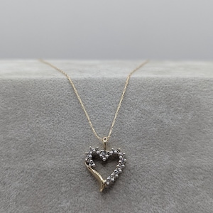 10k Yellow Gold 417 Diamond Heart Pendant Necklace