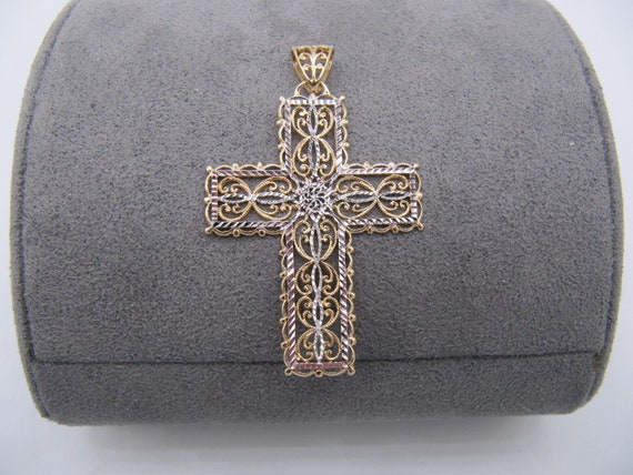 10k White Gold Cross Pendant with Filigree Design 10k White Gold Cross Pendant with Filigree Design