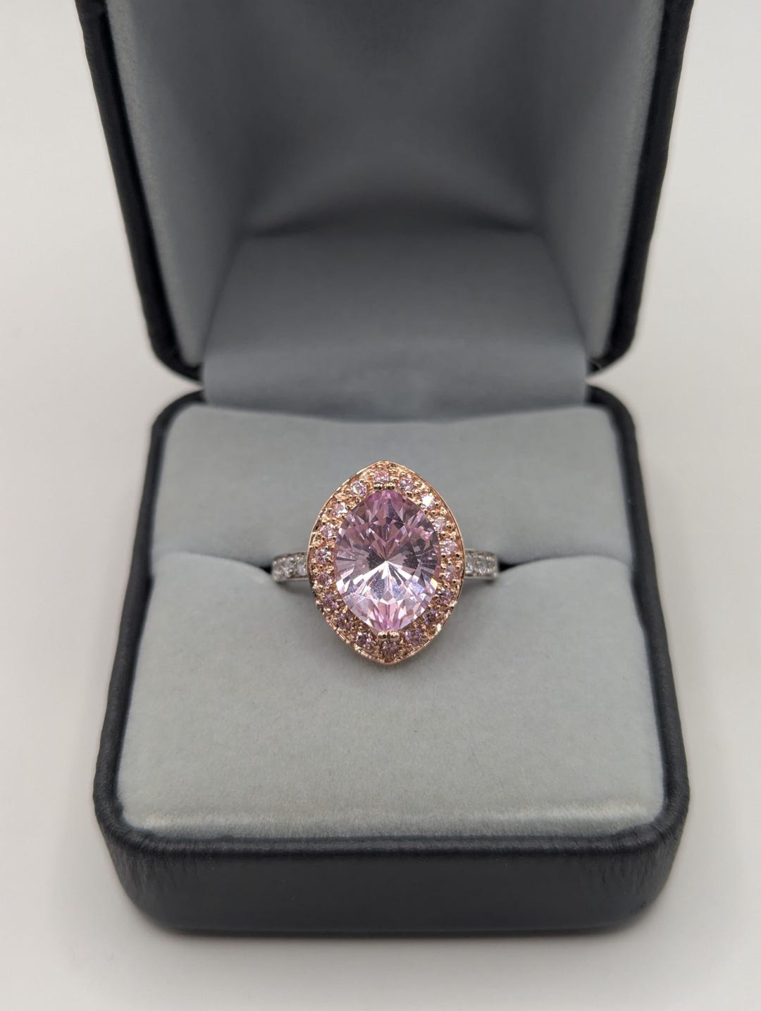 遺品整理 ローズゴールドリング 585 14K MEDA 14k Rose White Gold 585 Lab Created Pink Sapphire Two
