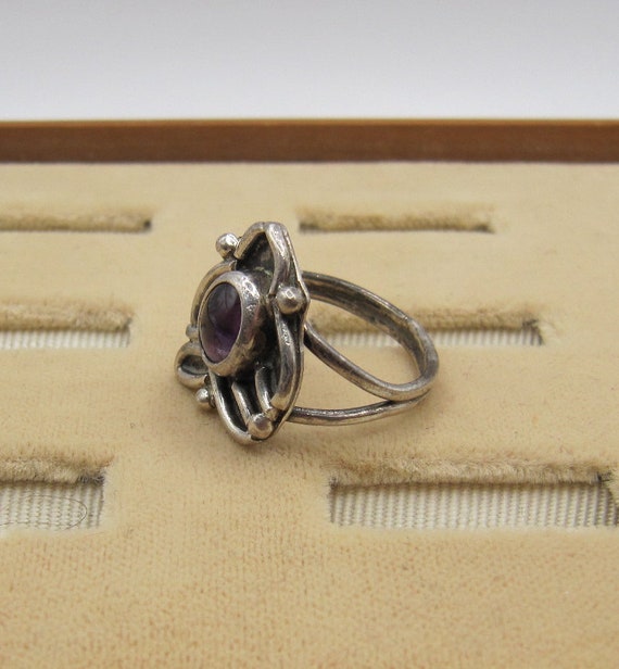 Vintage Silver Amethyst ring - image 3