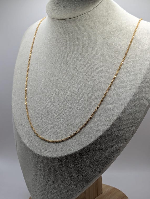 22k Yellow Gold 916 Singapore Chain Necklace