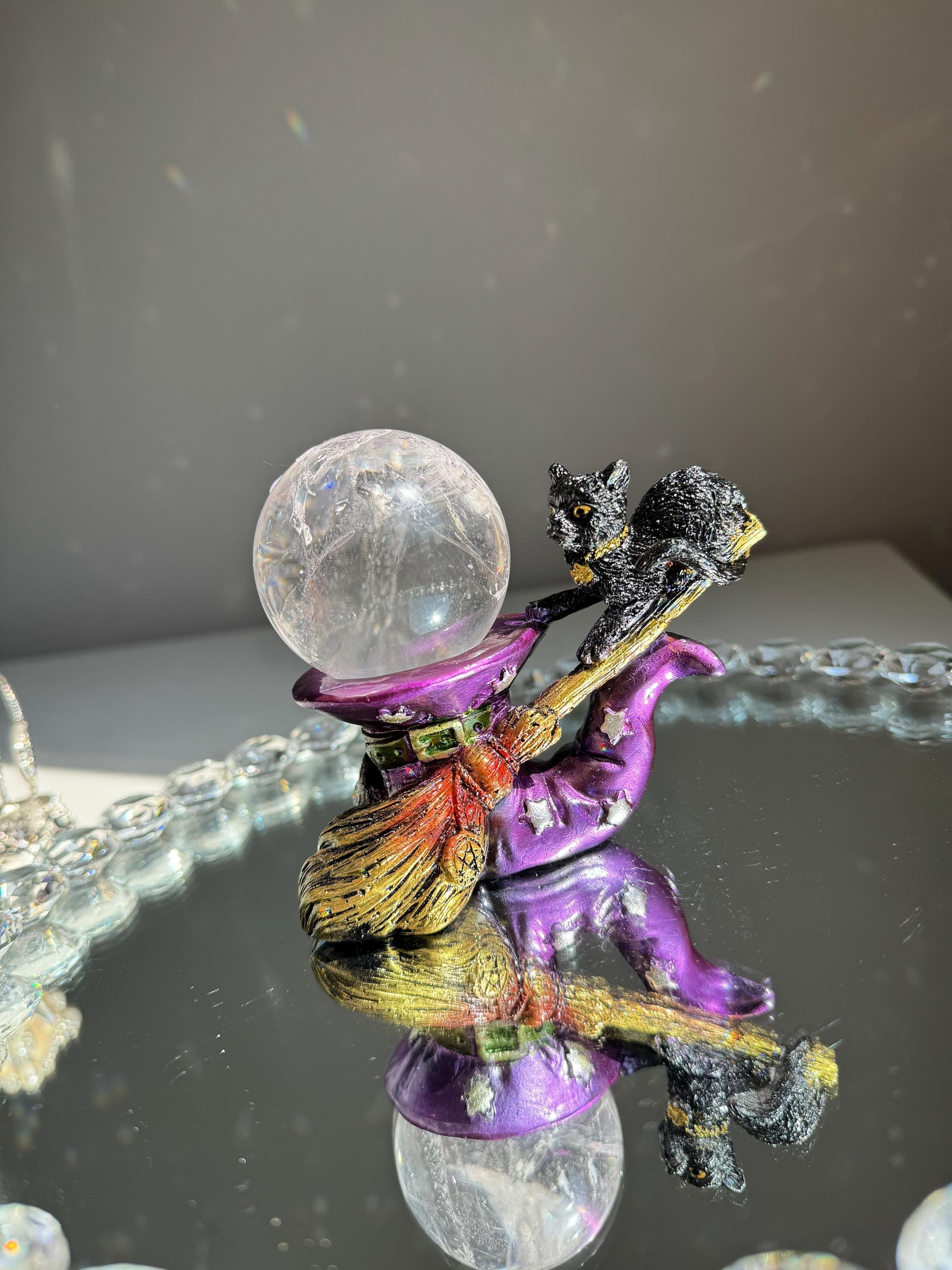クリスタルボウル　Crystal Tones社　マウントシャスタサーペンティン Witch Cat Broom Crystal Sphere Stand (STAND ONLY) - Etsy