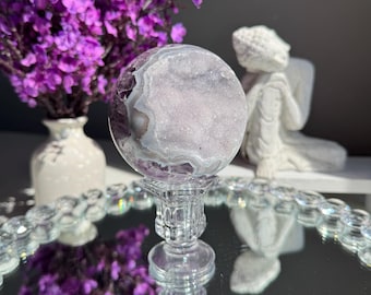 Eine seltene Kugel aus blauem Druzy Amethyst 3151