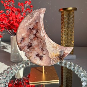 Berry red Pink amethyst moon with amethyst healing crystals 3071