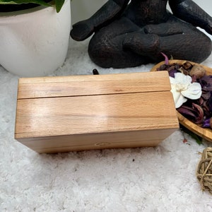Hand of Compassion Hamsa Hand Wooden Box 4x6 Tarot Box, Altar Box, Wiccan, Carved Box, Travel Box Handmade, Divination Box, Charging Box image 4