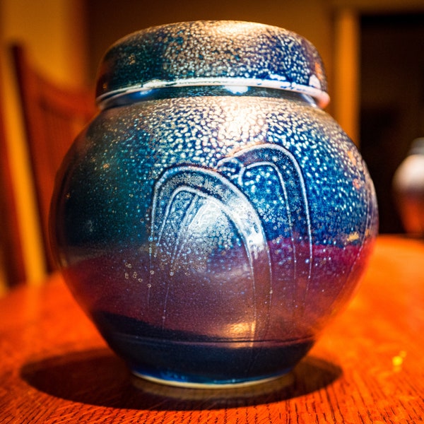 2 quart porcelain Onggi jar, Katabatic pottery (C1)