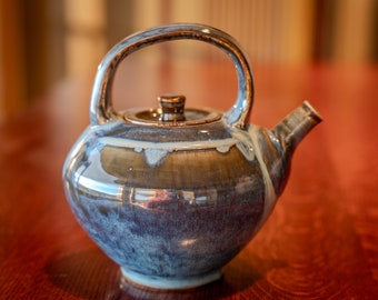 Medium Tea pot, Handmade, Katabatic pottery