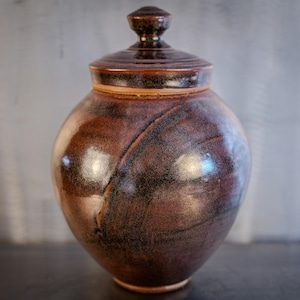 Handmade Stoneware Onggi Moon Jar: 1 Gallon