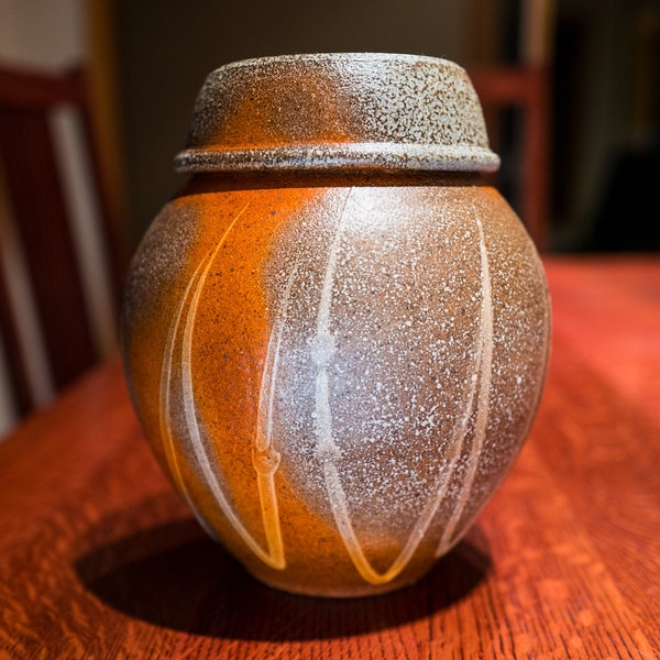 One gallon Onggi jar, handmade stoneware, Katabatic pottery, Mino Shino Glaze, soda fired (O-4)