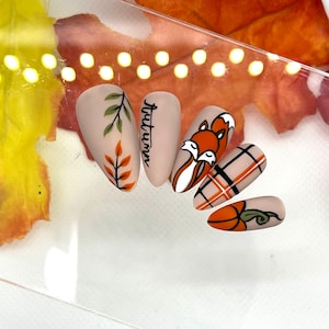Fox Fall Press On Nails | Autumn Almond Reusable Fake Nails