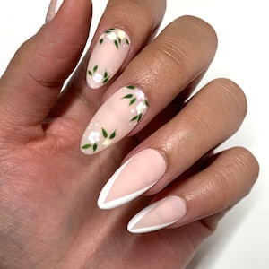 Blumen Hochzeit Press On Nägel | Kleber auf den Nägeln | Kurze Nägel | Stick On Nägel | Künstliche Nägel | Geschenke für Sie | Braut Nägel | Wiederverwendbare Nägel