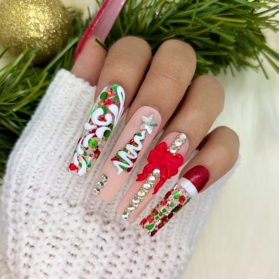 Christmas Santa's Sleigh Rhinestone Nails - Christmas Nail Gems Ideas for  Loved Ones