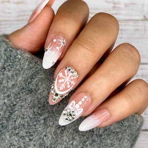 Winter Snowflake Press on Nails | Christmas Nails | Ombre Nails | Bling Nails | Holiday | Seasonal | Short Nails | Fake Nails