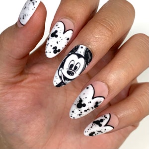 Mickey Black and White Sketch Press On Nails | Disney Nails | DisneyWorld | Glue On Nails | Fake Nails | Gifts For Her | Vacation Nails