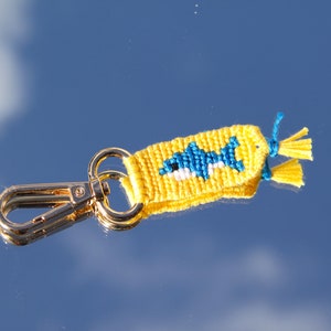Friendship Bracelet Keychain Alpha Bracelet Keyring BraceletBook Pattern Shark Yellow Blue Knotted Art Wall Hanging