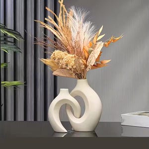 Modern 3D Printed Vase – Minimalist Decorative Vase for Home & Office | Contemporary Geometric Flower Holder