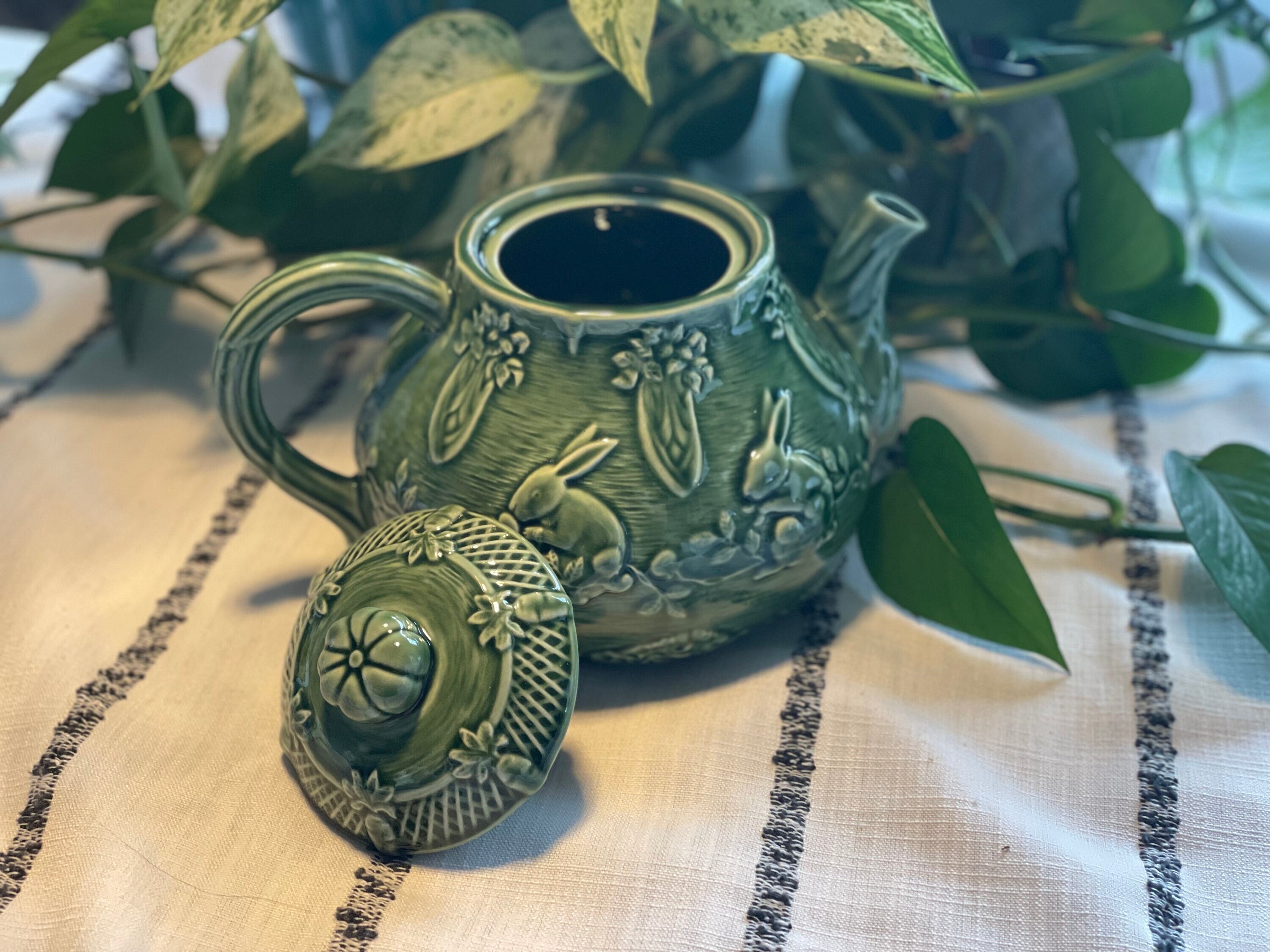 Teapots Portuguese VINTAGE Teapot Olive Green Home & Living