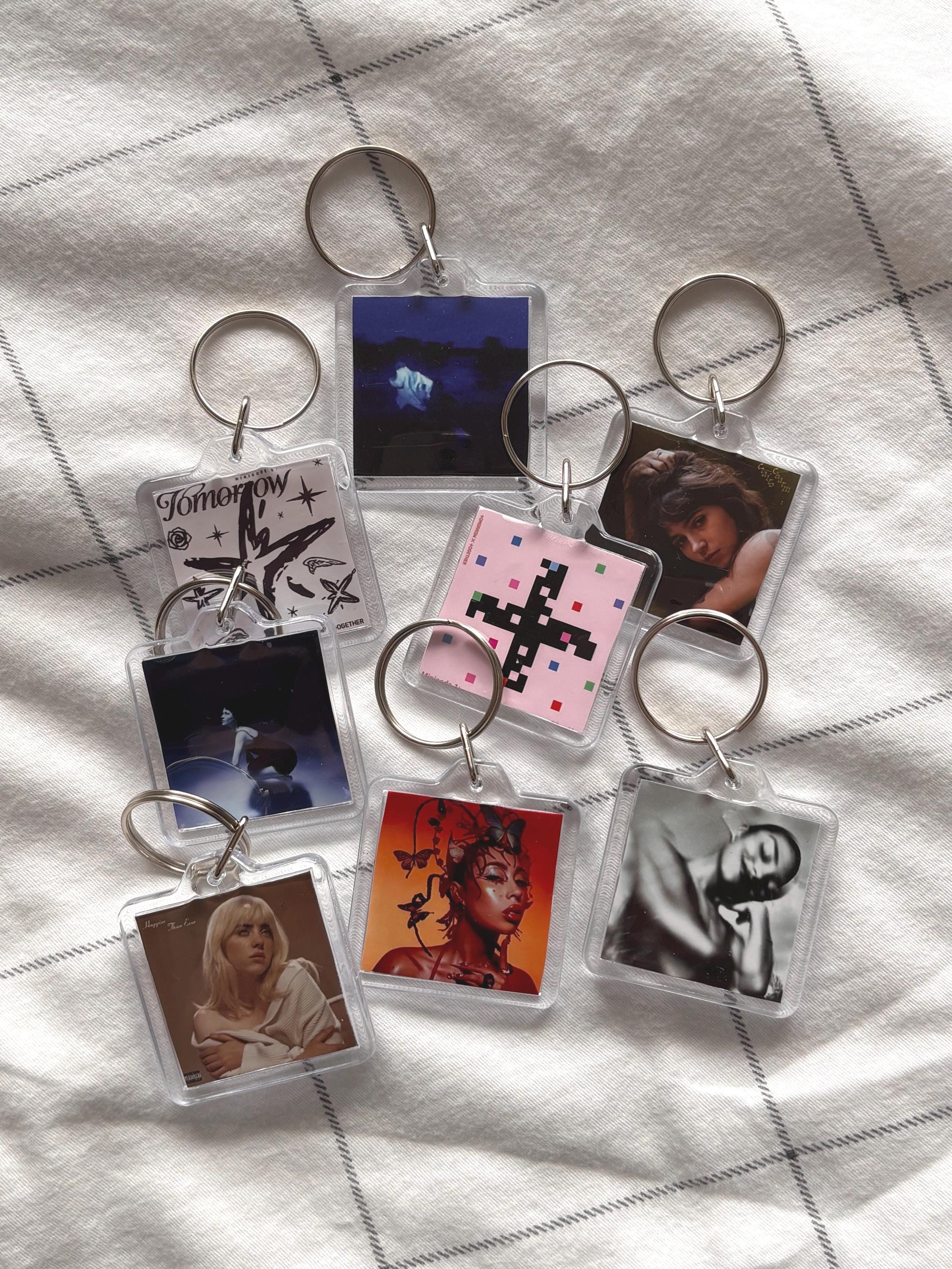 Daniel caesar keychain - Etsy 日本