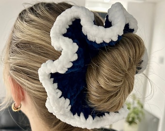 Oversized fluwelen gehaakte scrunchie