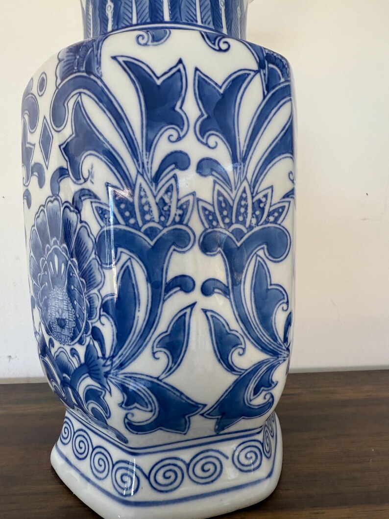 Vintage Chinoiserie Blue and White Large Vase - Etsy