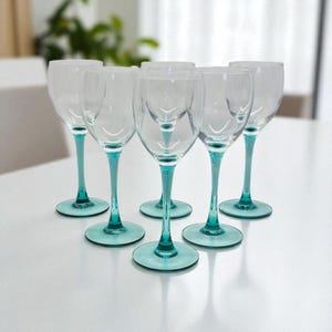 Set mit 6 Luminarc Weingläsern mit türkisfarbenem Stiel - Französische Vintage Gläser