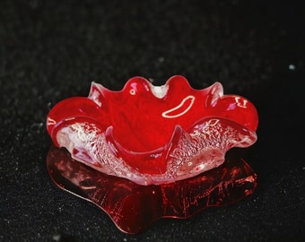 Murano Glass Bowl/ashtray With White Silver Coral Detailing.