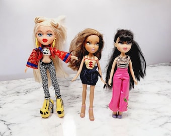 3 bonecas barbie vintage Bratz MGA, Cloe, Jasmine e Jade.