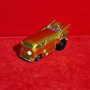 ホットウィール C-3PO スターウォーズ カー マテル。