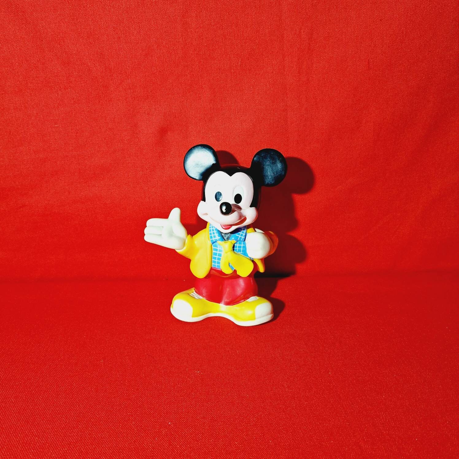 ミッキーマウスのプラスチック製貯金箱 70年代 - Etsy 日本