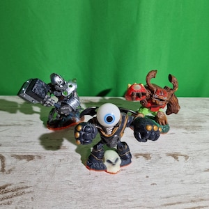 Skylander Giants. Set of 3.
