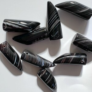Agate Horn, Carved Stone Tusk, Claw Shape Black Agate Beads, Top Drilled, Semiprecious Beads and Charms, DIY Jewelry Making