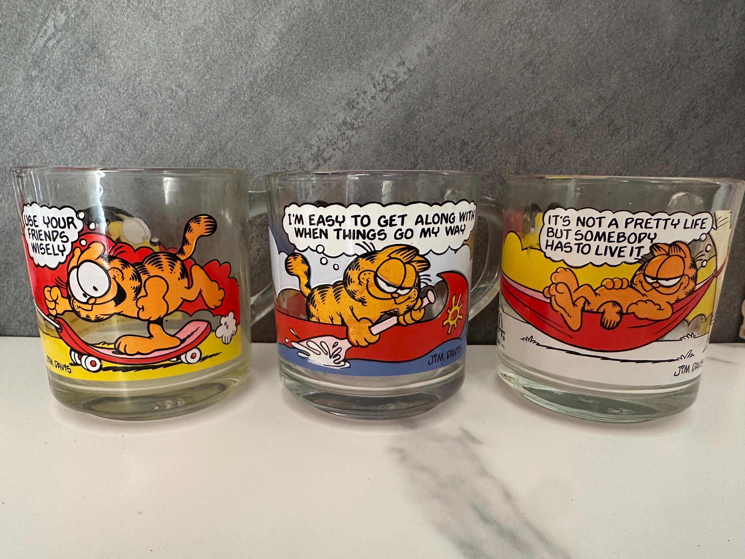 Vintage 1978 McDonald Garfield Glass Mugs