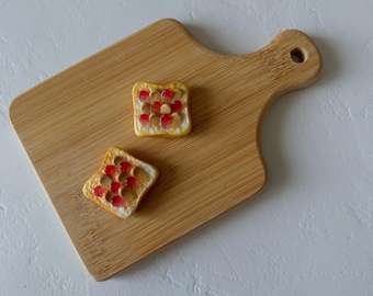 Erdnussbutter Toast Magnet | Handgefertigte Polymer Clay Kühlschrankmagnet | Niedliche Küchen Deko