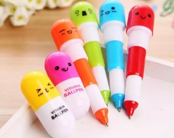 Kawaii Pill Shape Ballpoint Pen: Smiling Face Novelty Stationery