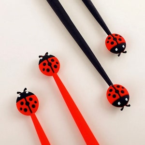 1 pz Penna gel in silicone coccinella carina modellazione morbida penna a inchiostro nero liscia scrittura facile cancelleria per ufficio scuola forniture di design coreane