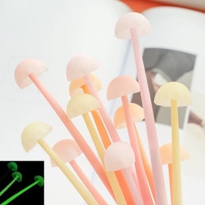 1 pz. Penna in gel di silicone a forma di fungo, morbida, con inchiostro nero, liscia, facile da scrivere, per ufficio e scuola, designer coreano