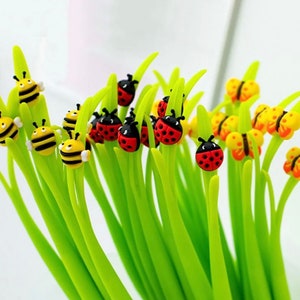 1 pcs Creative Cute Cartoon Insect Decompression Gel Pen 0.5MM Green Plants Silica Needle Tube Water Based Pen Gift School Supply