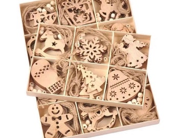 DIY Christmas Wooden Ornament Set: Wood Chip Tree Decoration Kit