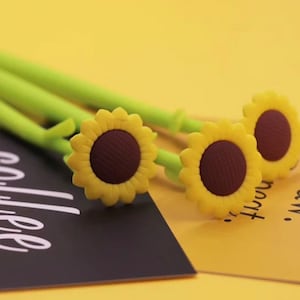 1 pcs Mignon Fleur de Soleil Corée Papeterie Encre Noire 0.5mm Gel Pen Fournitures de bureau scolaire Beau cadeau pour les enfants Kawaii Fourniture d’écriture