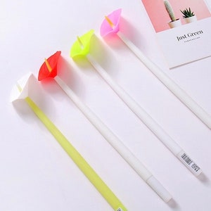 1 pcs mooie palm bloem (willekeurig) Siliconen Gel Pen Zachte Modellering Zwarte Inkt Pen Glad Gemakkelijk Schrijven Kantoor School Briefpapier Korea