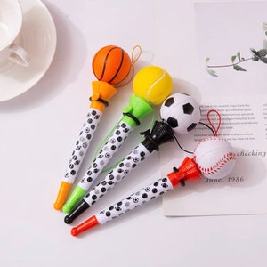 1 stks creatieve briefpapier groothandel decompressie cartoon voetbal basketbal tennis softbal stuiterende balpen