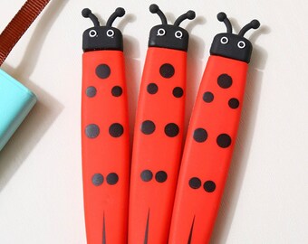 1 stks Leuke Lieveheersbeestje Siliconen Gel Pen Zachte Modellering Zwarte Inkt Pen Glad Gemakkelijk Schrijven Kantoor School Briefpapier Korea Designer Supplies