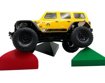 1/24th Obstacle / Crawler Course - Try Angle Set Large - Monster Truck - Crawler Scale - Includes Anti Slip Rubber Feet